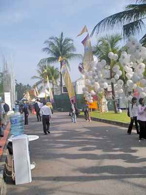 Bali balloon  entrance