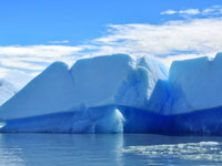 photo of ice bergs